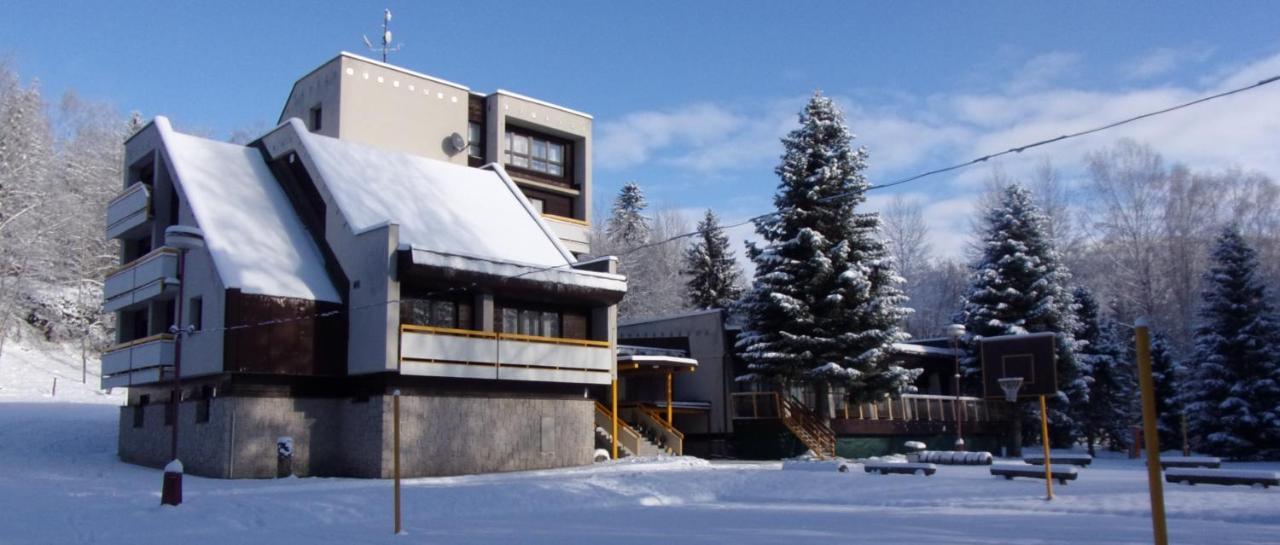 Hotel Ceska Farma Dolni Dvur Zewnętrze zdjęcie